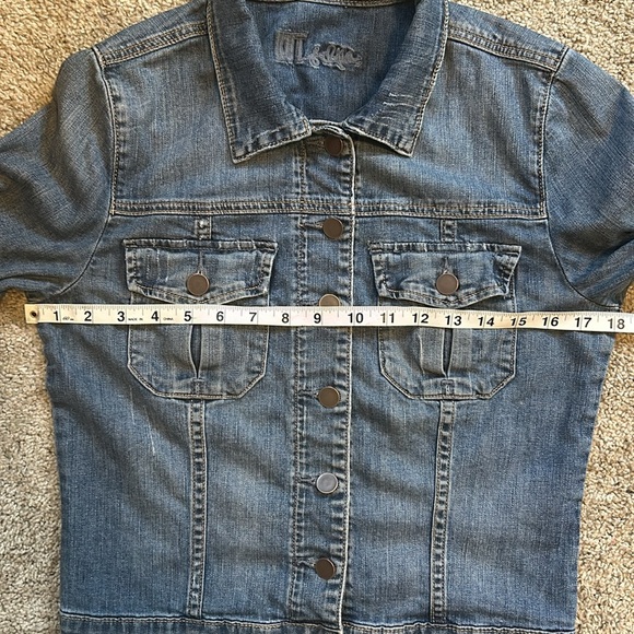 Kut from the Kloth Amelia Jean Jacket - Picture 13 of 16